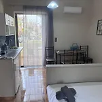 Aleka Center Apartamento
